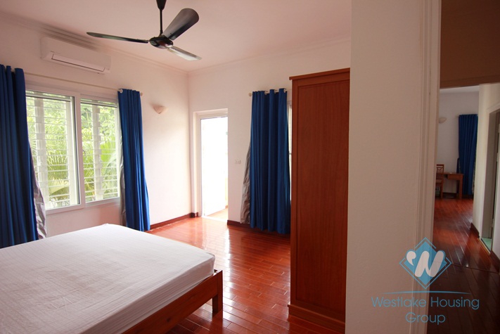 House with small garden and yard for lease in Nghi Tam Village, Tay Ho, Ha  Noi